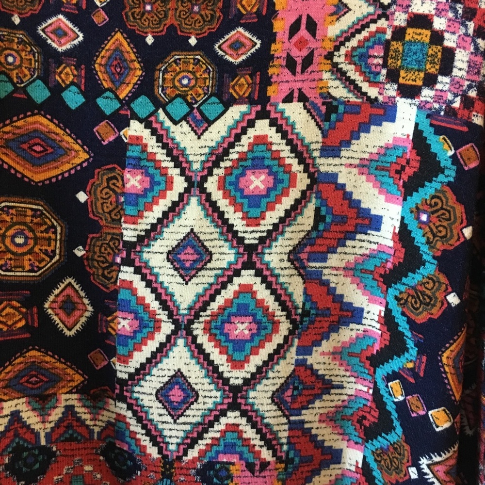 Multi Color Tank - Picture 3 of 4